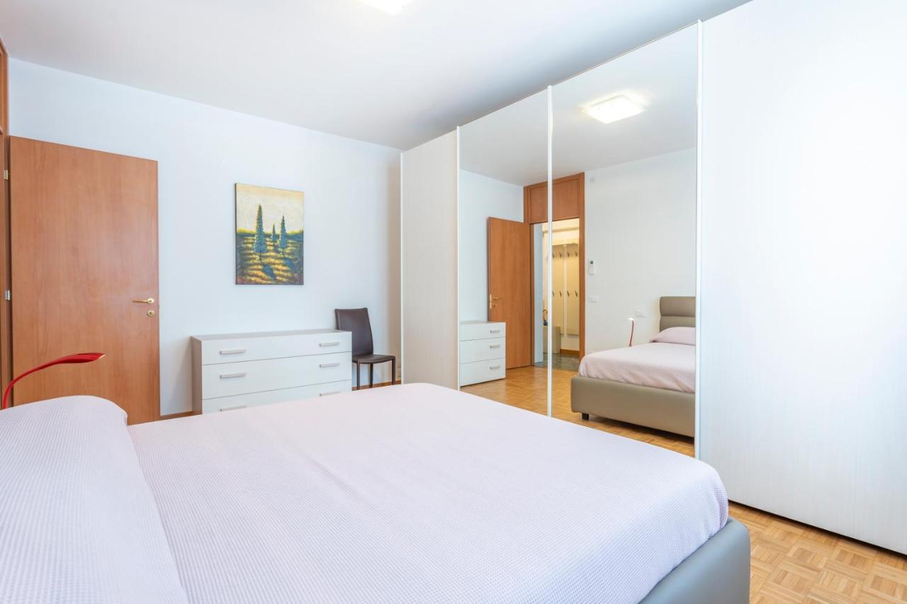 Udine Palazzo D'Aronco Modern Apartment エクステリア 写真