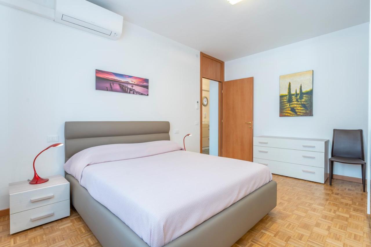 Udine Palazzo D'Aronco Modern Apartment エクステリア 写真