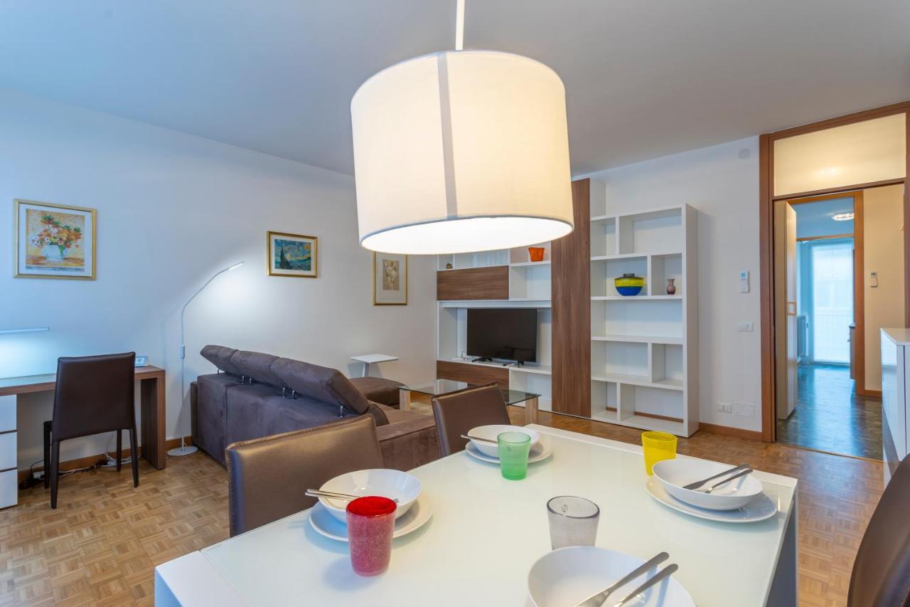 Udine Palazzo D'Aronco Modern Apartment エクステリア 写真